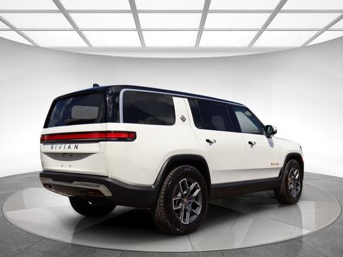 Used 2024 Rivian R1S Adventure Quad AWD/4WD image 6
