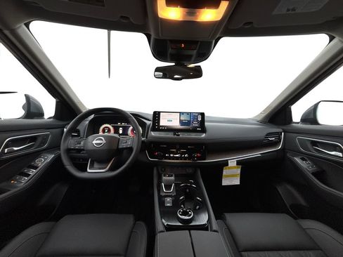 New 2026 Nissan Rogue Platinum w/ Platinum Premium Package image 9