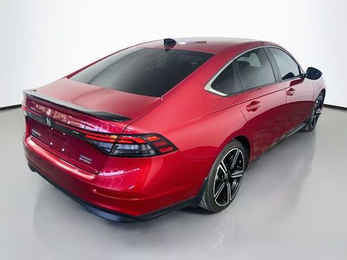 Used 2025 Honda Accord Sport image 8