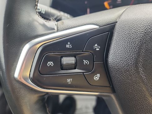 Certified 2024 Chevrolet Trax ACTIV w/ Driver Confidence Package FWD image 19