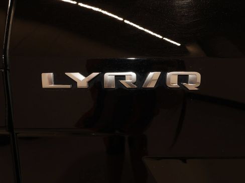 Certified 2025 Cadillac Lyriq Luxury AWD/4WD image 36