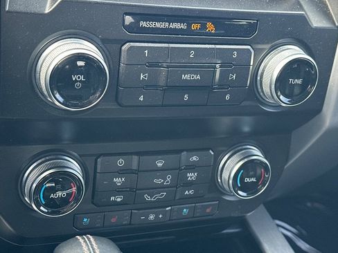 Used 2019 Ford F150 Platinum image 19