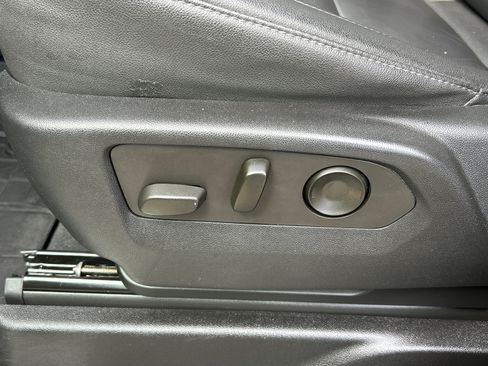 Used 2021 Chevrolet Tahoe LT AWD/4WD image 11