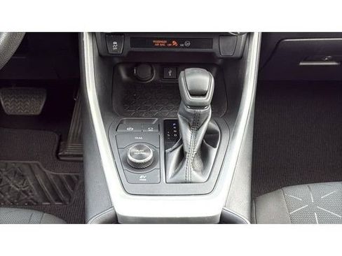 Certified 2022 Toyota RAV4 XLE AWD/4WD image 25