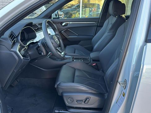 Used 2025 Audi Q3 2.0T Premium w/ Convenience Package image 13