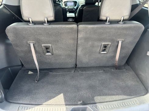 Used 2018 GMC Acadia SLT FWD image 20