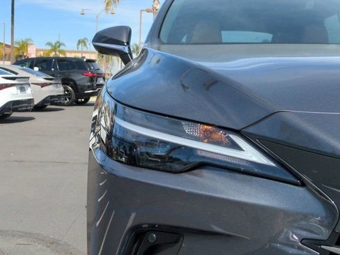 New 2026 Lexus RX 450h AWD image 11