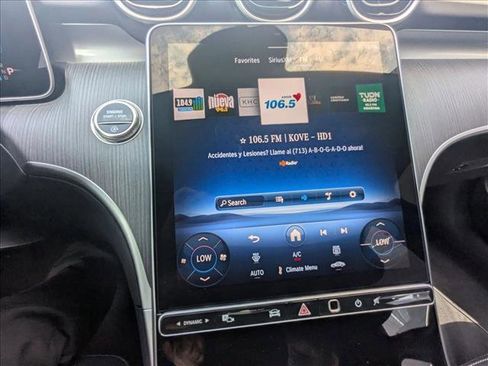 Used 2025 Mercedes-Benz C 300 Sedan image 11