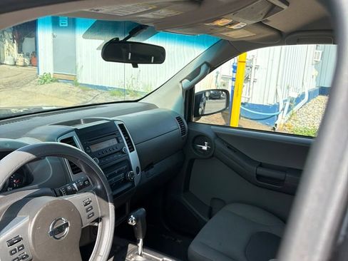 Used 2014 Nissan Xterra X AWD/4WD image 9