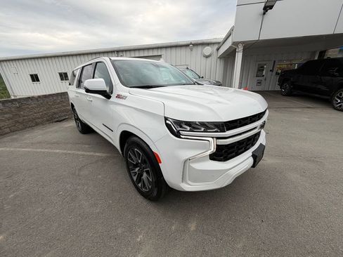 Used 2021 Chevrolet Suburban Z71 w/ Z71 Off-Road Package AWD/4WD image 7