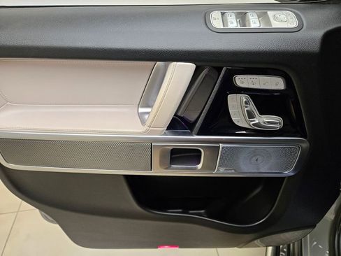 Used 2021 Mercedes-Benz G 63 AMG 4MATIC w/ G Manufaktur Interior Package image 32