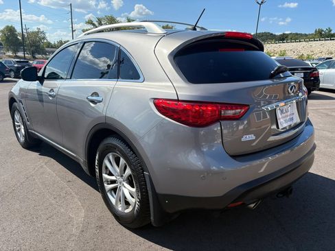 Used 2011 INFINITI FX35 AWD w/ Premium Pkg image 4