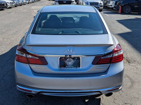 Used 2017 Honda Accord Sport Special Edition image 7
