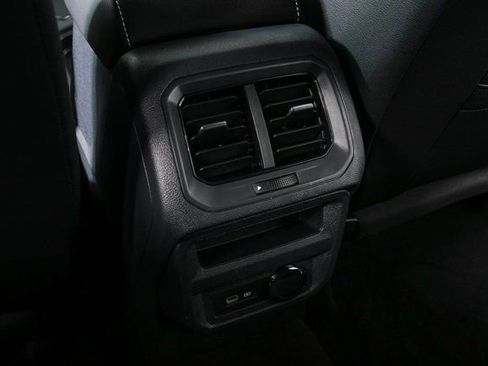 Certified 2023 Volkswagen Tiguan SE image 19