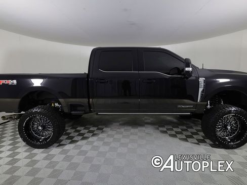 Used 2024 Ford F250 King Ranch AWD/4WD image 4