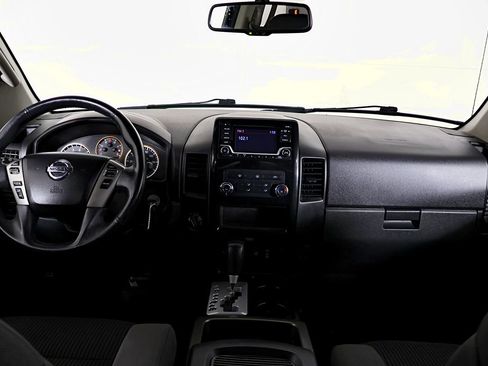 Used 2015 Nissan Titan SV image 36