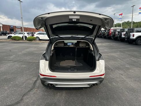 Used 2023 Lincoln Corsair AWD w/ Equipment Group 101A image 22