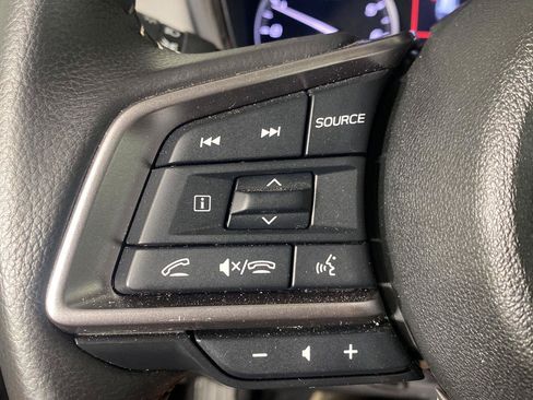 Used 2025 Subaru Outback Premium AWD/4WD image 24