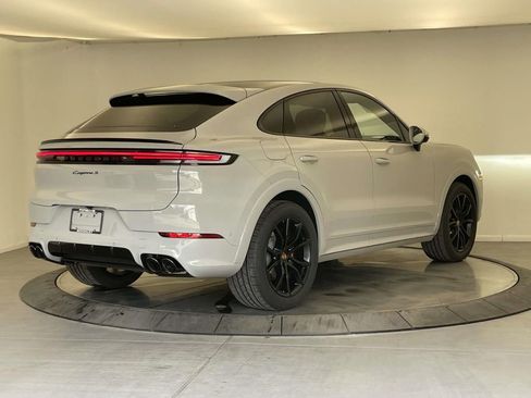 New 2026 Porsche Cayenne S AWD/4WD image 7