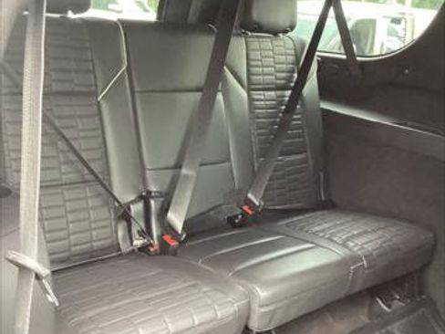 Used 2022 Cadillac Escalade ESV Sport Platinum AWD/4WD image 14