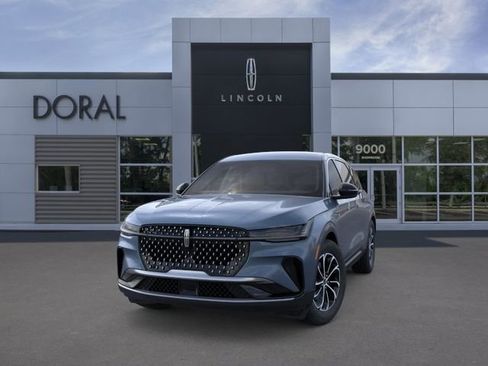 New 2026 Lincoln Nautilus Premier AWD/4WD image 2