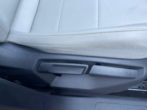 Used 2019 Volkswagen Tiguan SEL w/ 3rd Row Seat Package AWD/4WD image 48