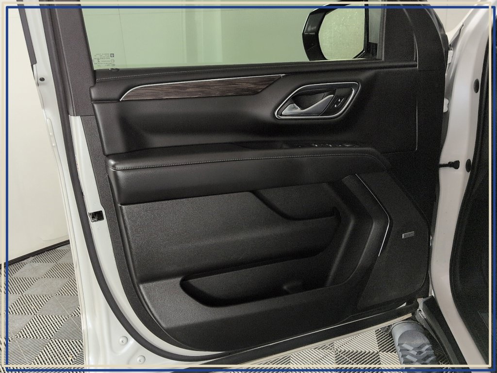 Used 2023 Chevrolet Tahoe Z71 AWD/4WD image 28
