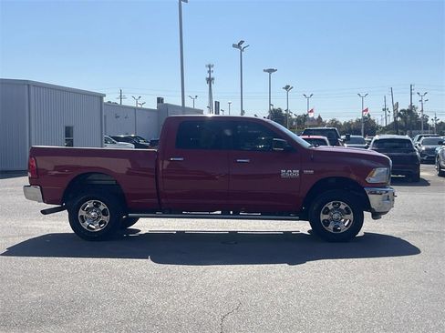 Used 2017 RAM 2500 SLT w/ Luxury Group image 6