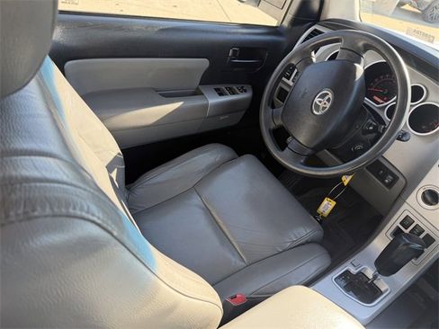Used 2008 Toyota Sequoia SR5 image 17