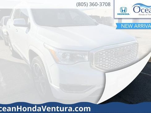 Used 2017 GMC Acadia Denali w/ Technology Package AWD/4WD image 1