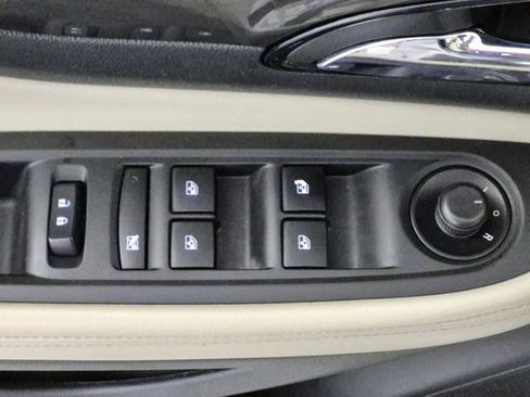 Used 2017 Buick Encore Essence w/ Experience Buick Package FWD image 16
