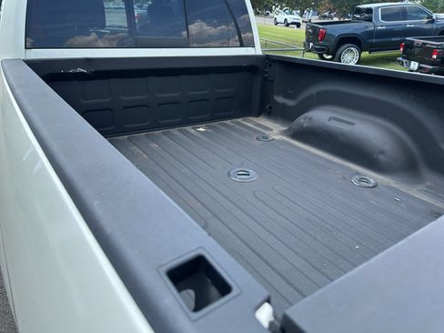 Used 2016 RAM 2500 Laramie RWD image 16