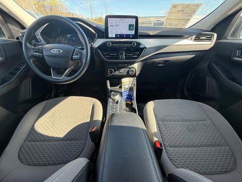 Certified 2022 Ford Escape SE AWD/4WD image 16