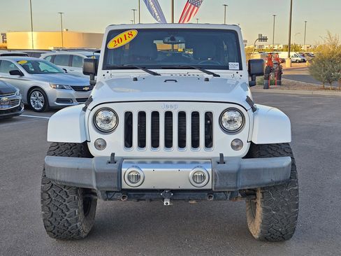 Used 2018 Jeep Wrangler Unlimited Sahara image 8