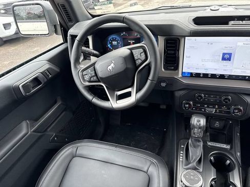New 2026 Ford Bronco Outer Banks AWD/4WD image 14