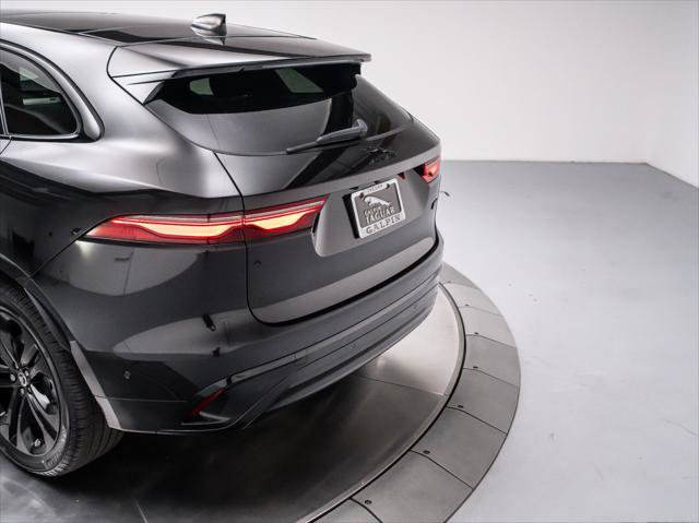 New 2026 Jaguar F-PACE R-Dynamic S AWD/4WD image 30