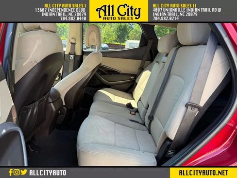 Used 2018 Hyundai Santa Fe Sport w/ 2.4L Value Package 02 FWD image 11