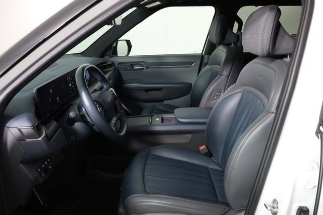 Certified 2024 Kia EV9 GT-Line AWD/4WD image 14