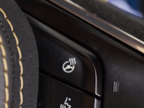 Used 2020 Chevrolet Corvette Stingray Premium Cpe w/ 3LT Preferred Equipment Group image 77