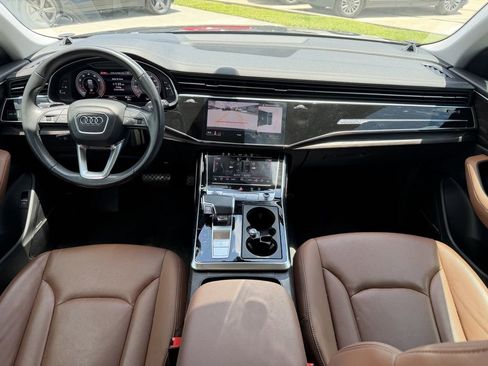 Used 2023 Audi Q8 Prestige AWD/4WD image 27