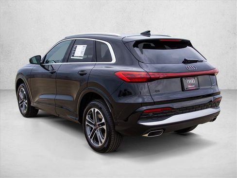 Used 2025 Audi Q5 Premium w/ Convenience Package AWD/4WD image 7