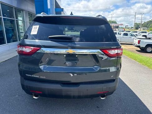 Used 2019 Chevrolet Traverse LT w/ LT Premium Package AWD/4WD image 5
