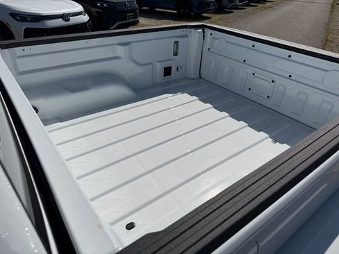 New 2026 Jeep Gladiator Mojave image 25