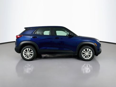 Used 2022 Chevrolet TrailBlazer LS AWD/4WD image 8