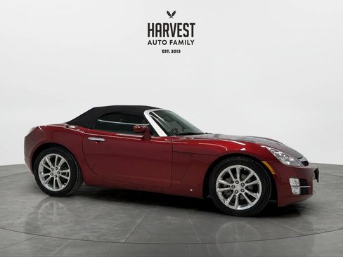 Used 2009 Saturn Sky Ruby Red image 9