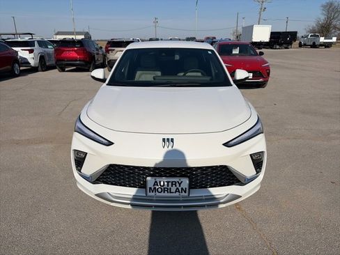 New 2026 Buick Envista Avenir image 9