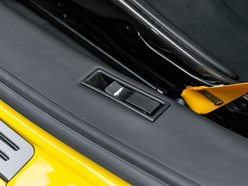 Certified 2022 Ferrari SF90 Stradale image 41