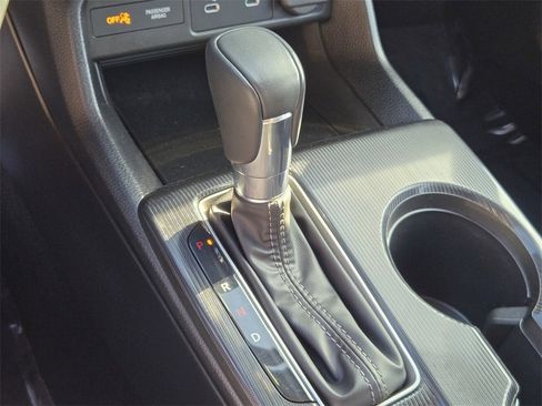 Used 2025 Honda Civic Sport image 19