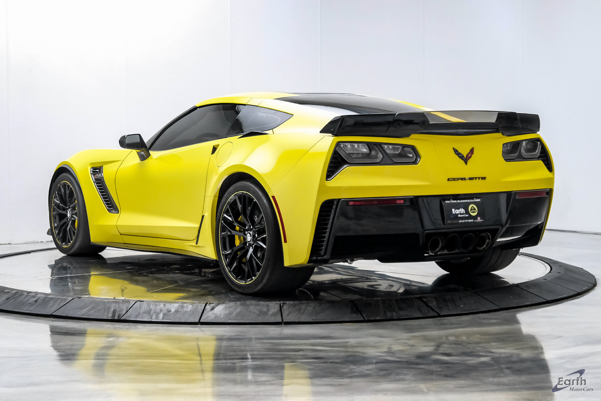 Used 2016 Chevrolet Corvette Z06 w/ C7.r Special Edition RWD image 13