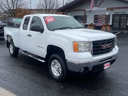 Used 2007 GMC Sierra 2500 SLE w/ SLE1 Preferred Package image 8